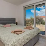 Cozy In With Heated Swimming Pool