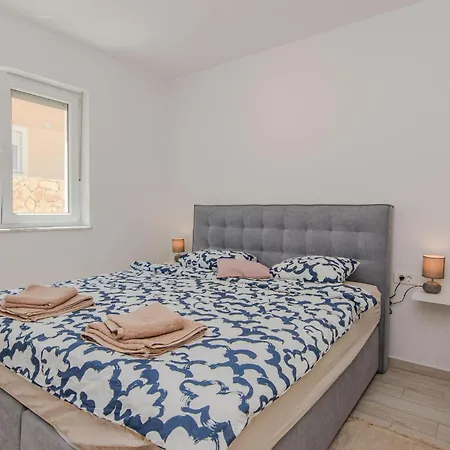 Lovely In Apartment Zaton (Zadar)